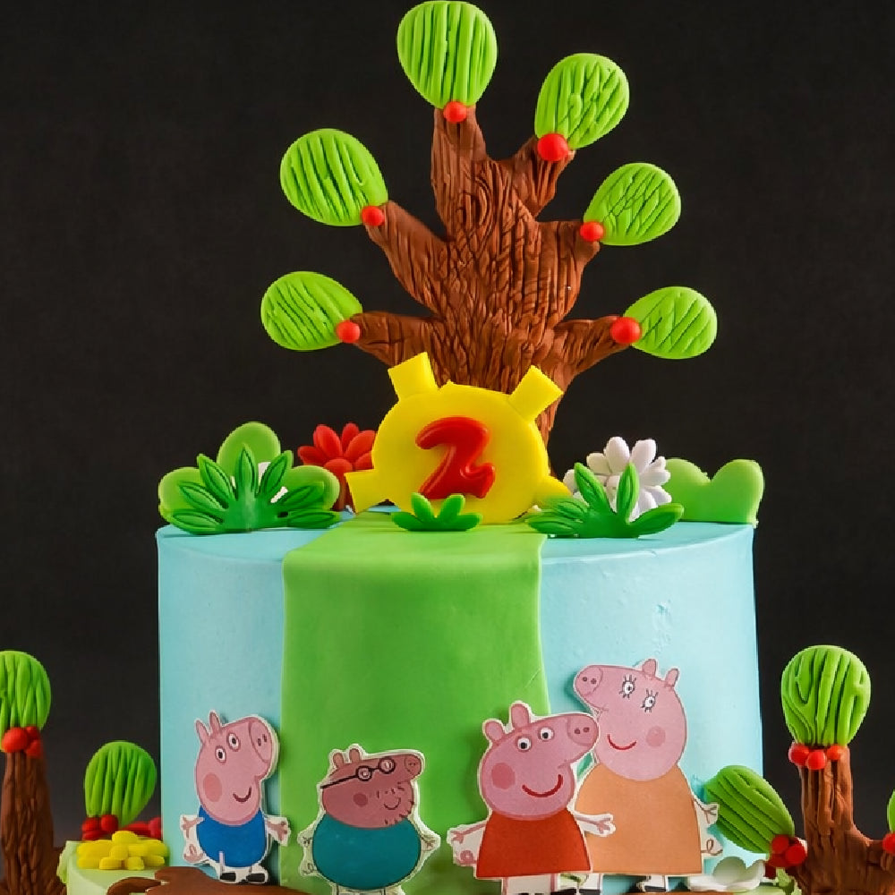 Peppa Pig Tier Cake