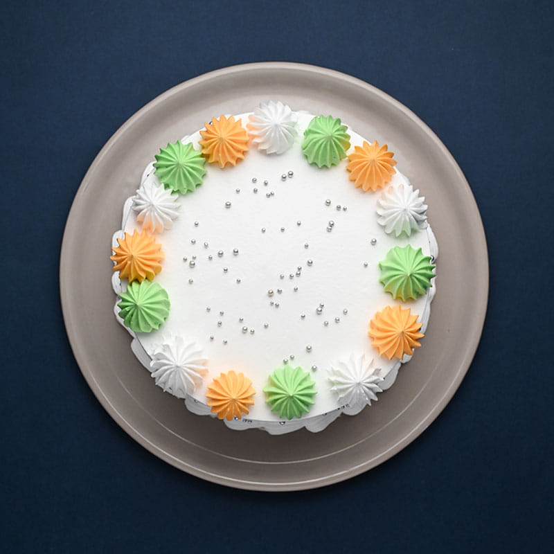 Vanilla Tricolour Cake