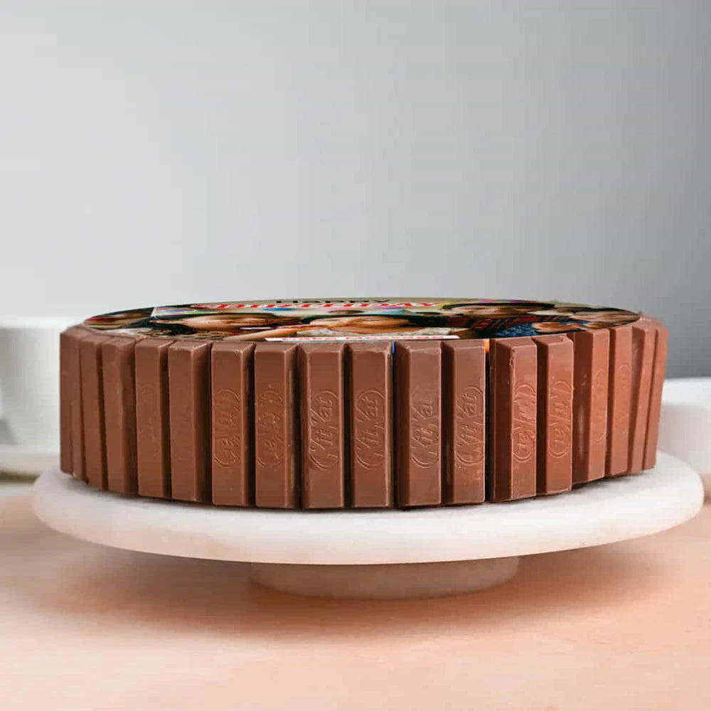 KitKat Photo Cake