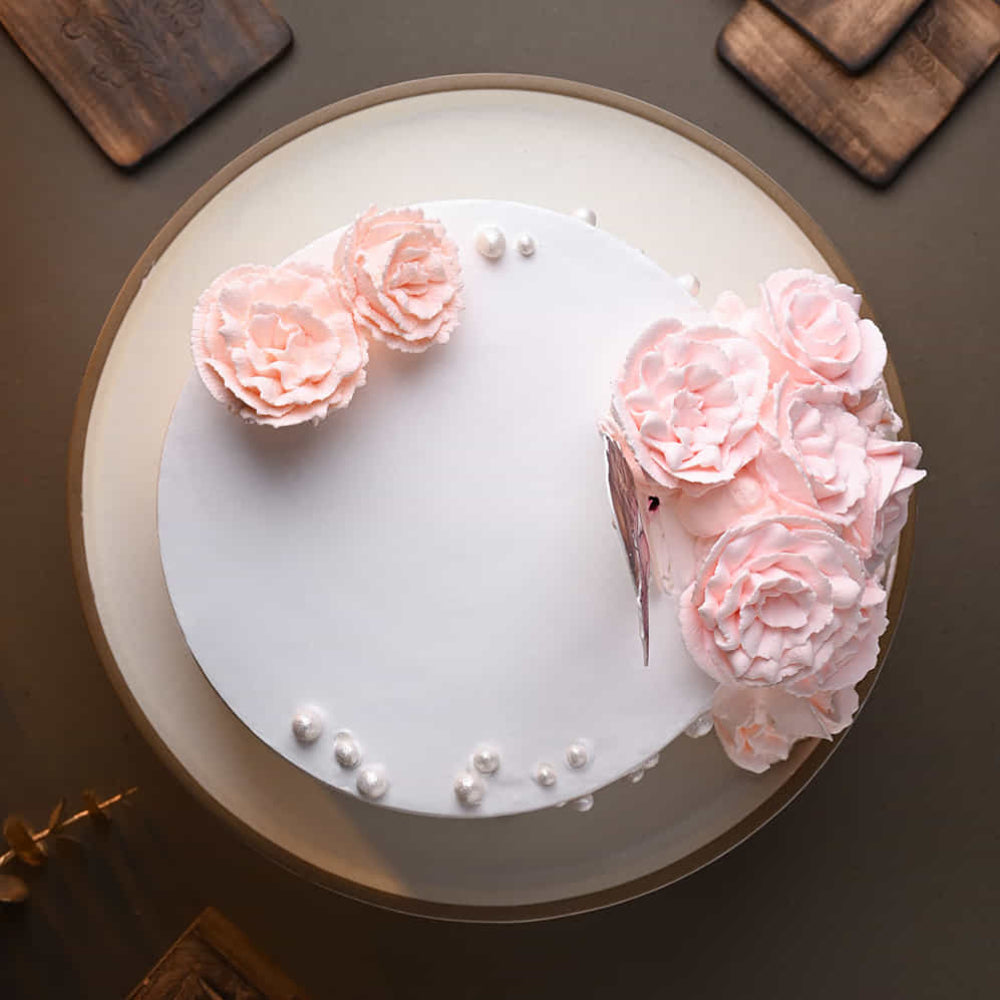 Glamorous Theme Cake