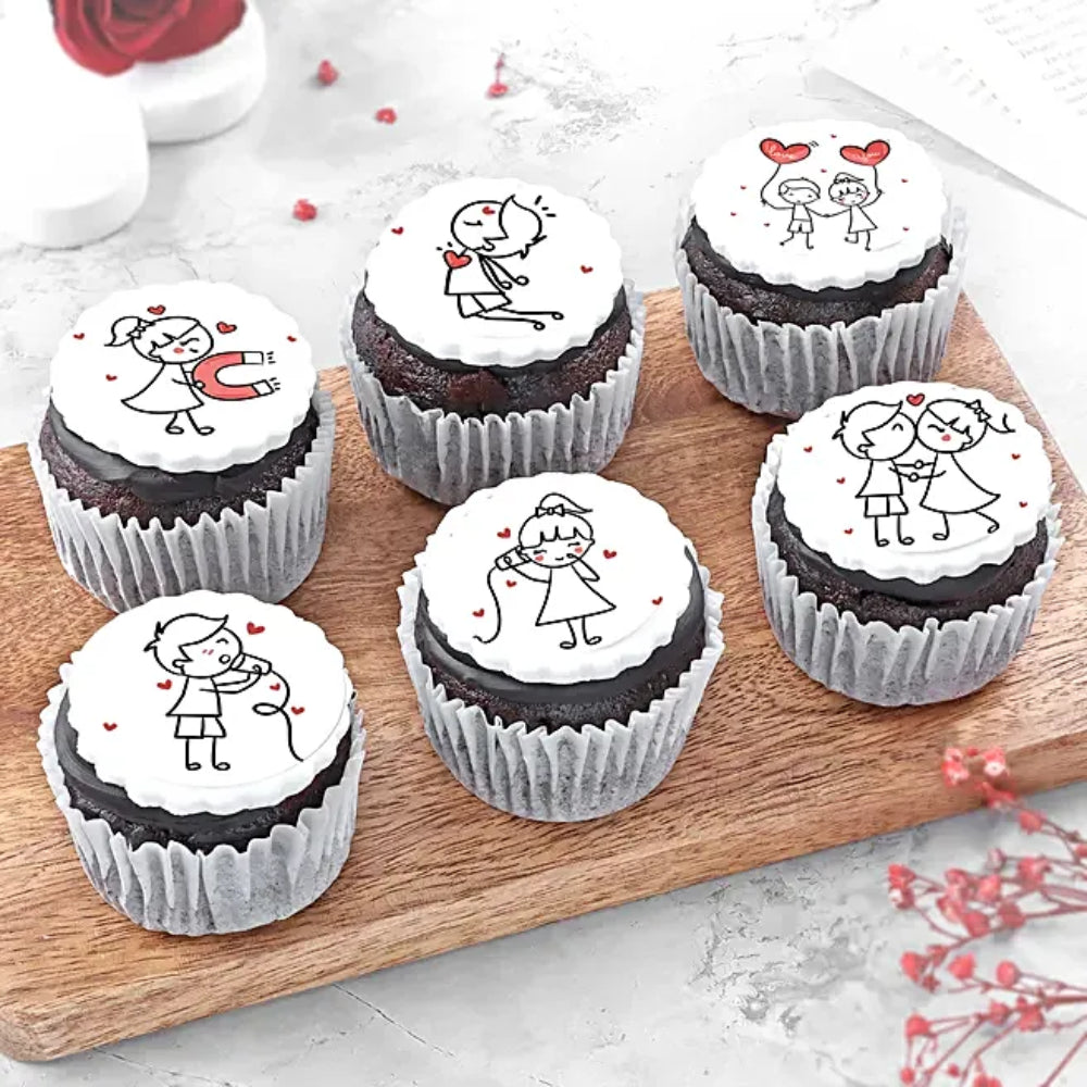 Love Poster Cup Cakes