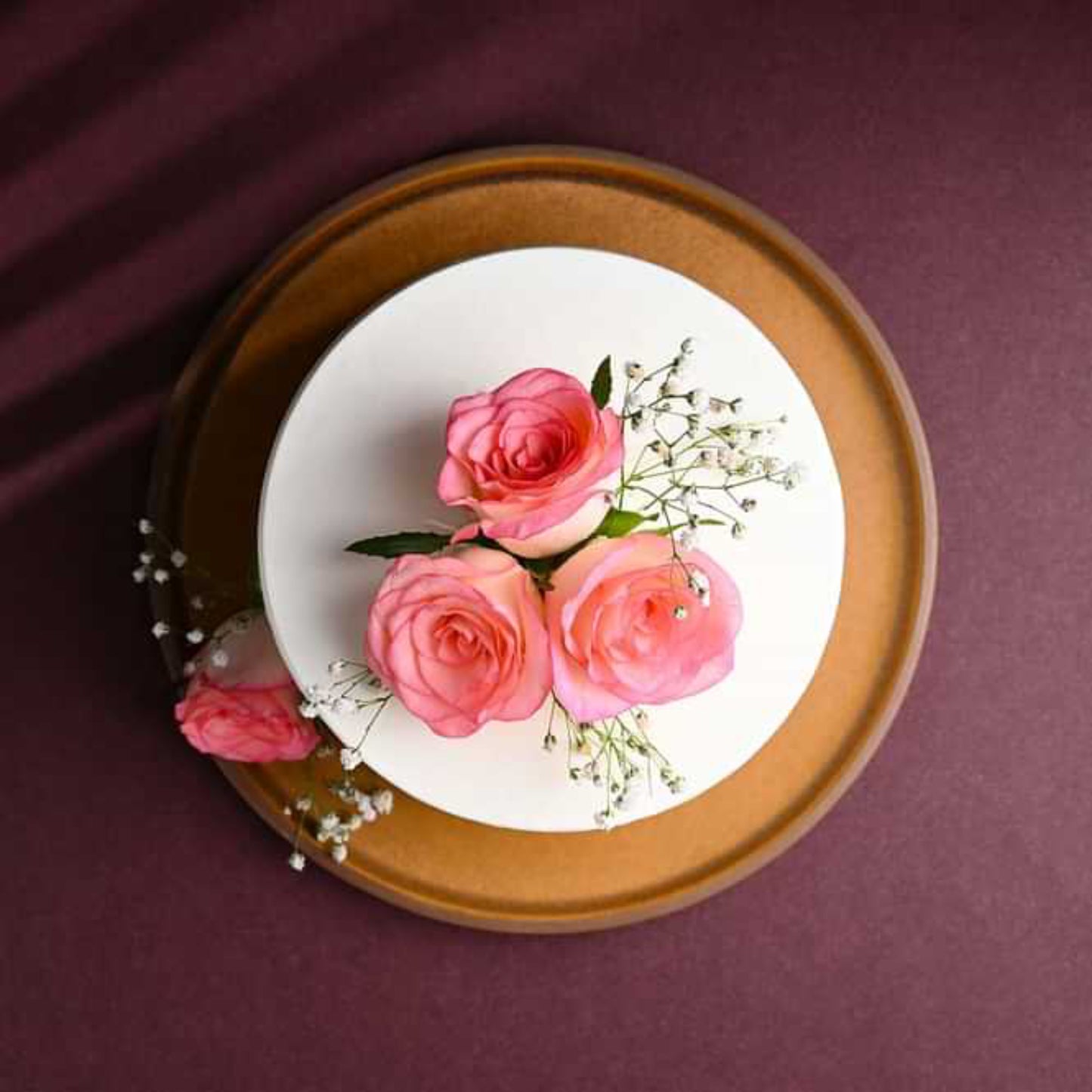 Roses Vanilla Cream Cake