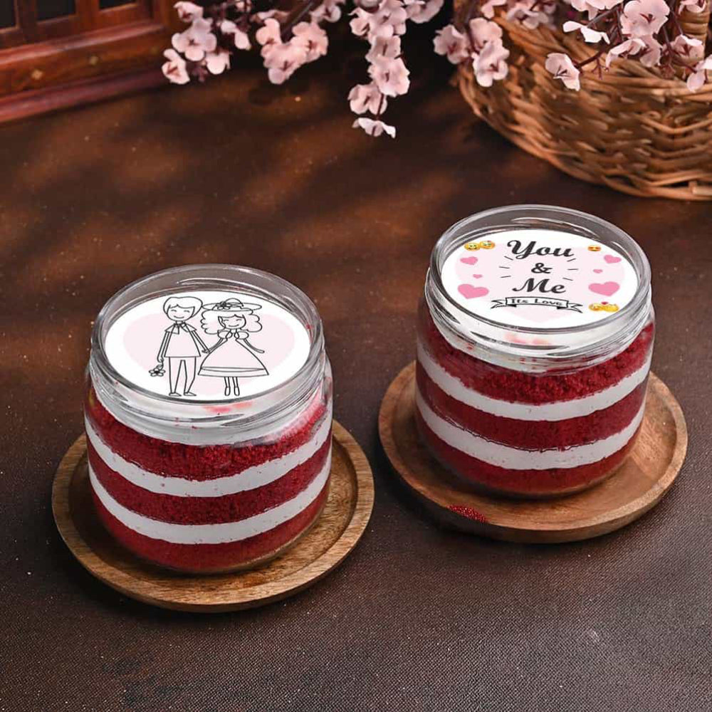 Valentine Loving Couple Red Velvet Jar Cake