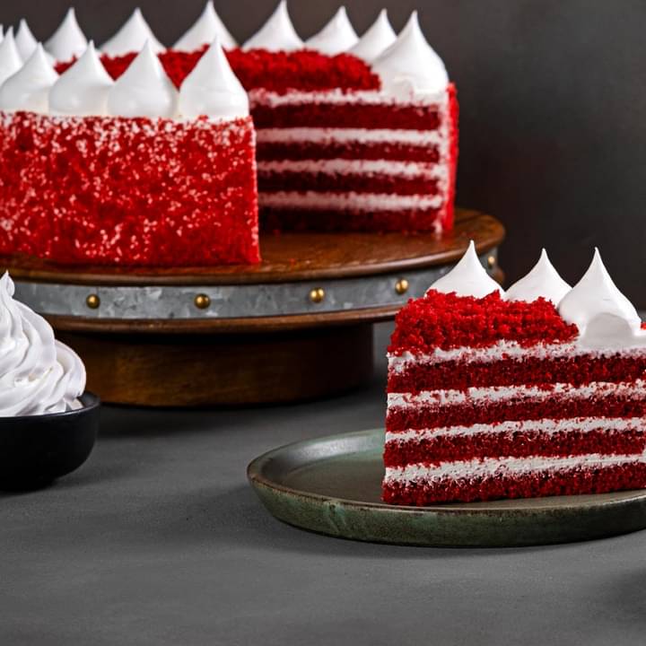 Red Velvet Cream Cake