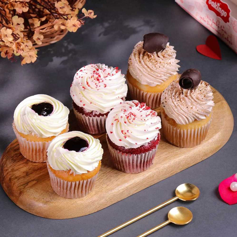 Set Of 6 Assorted Cup Cake